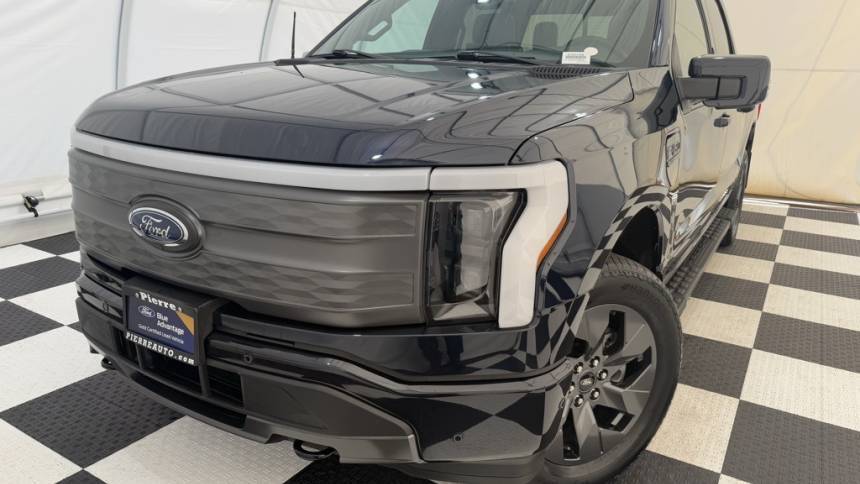 2023 Ford F-150 Lightning LARIAT — Pickup Truck — 15,208 mi — Seattle, WA