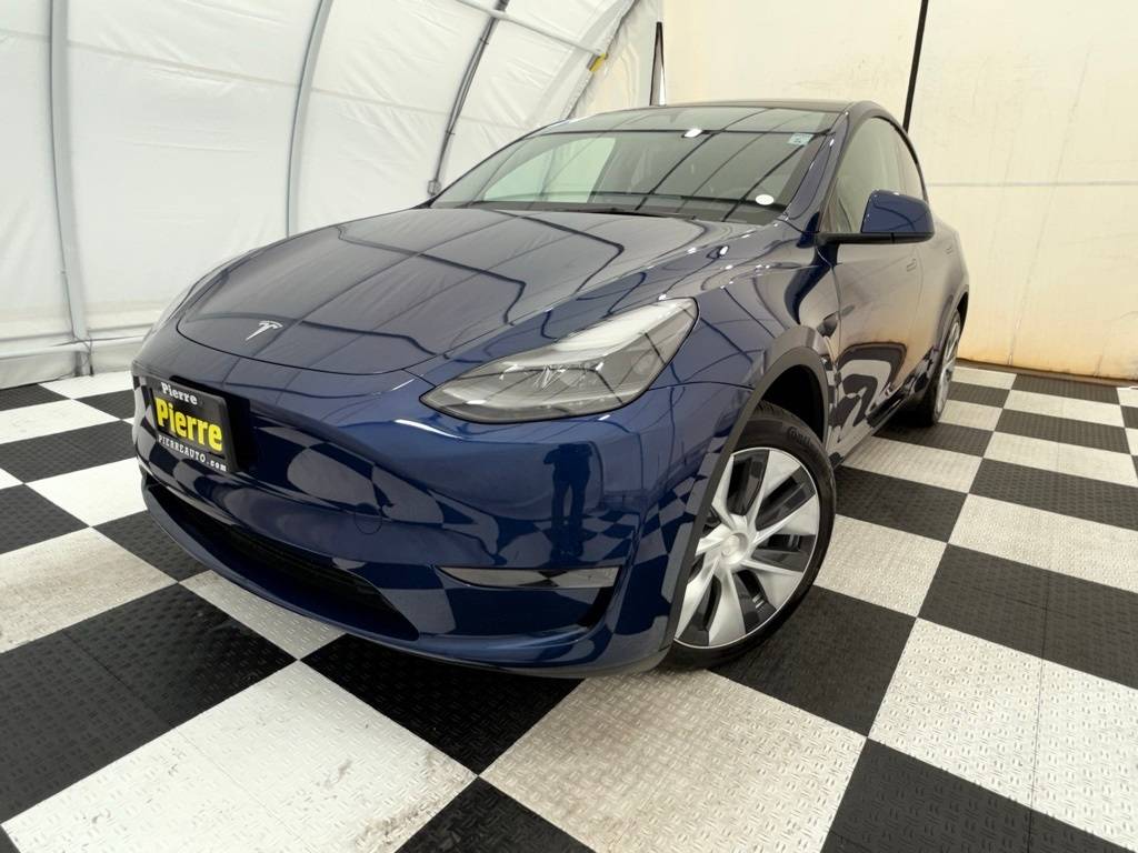 2024 Tesla Model Y Long Range — SUV — 21,474 mi — Seattle, WA
