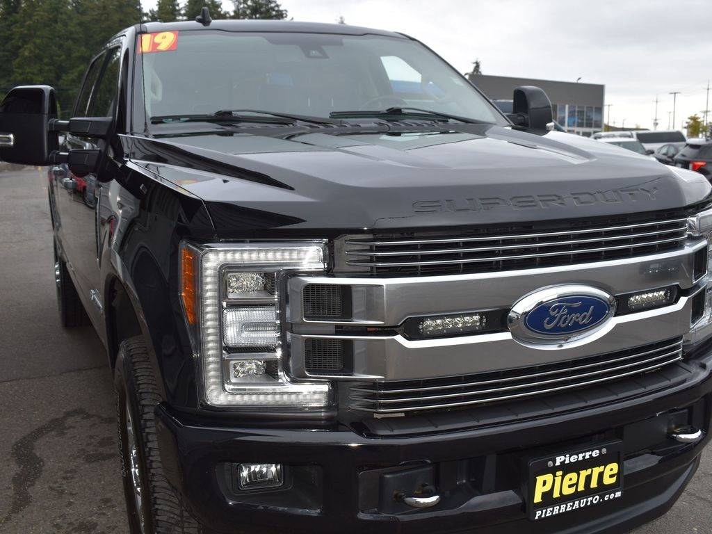2019 Ford Super Duty F-350 Limited — Pickup Truck — 29,492 mi — Seattle, WA