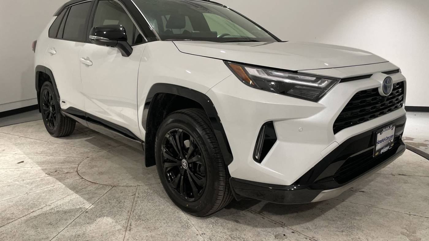 2024 Toyota RAV4 Hybrid XSE — SUV — 6,681 mi — Norfolk, VA