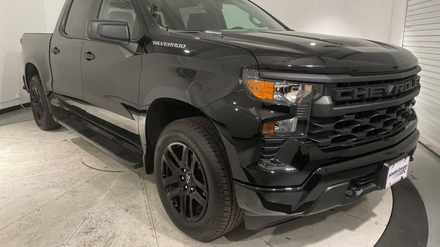 2024 Chevrolet Silverado 1500 Custom — Pickup Truck — 8,943 mi — Norfolk, VA