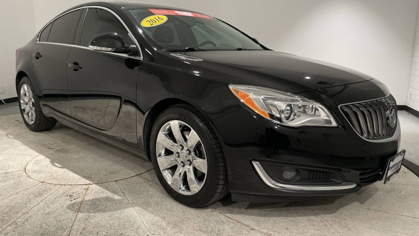 2016 Buick Regal Premium II — Sedan — 60,000 mi — Norfolk, VA