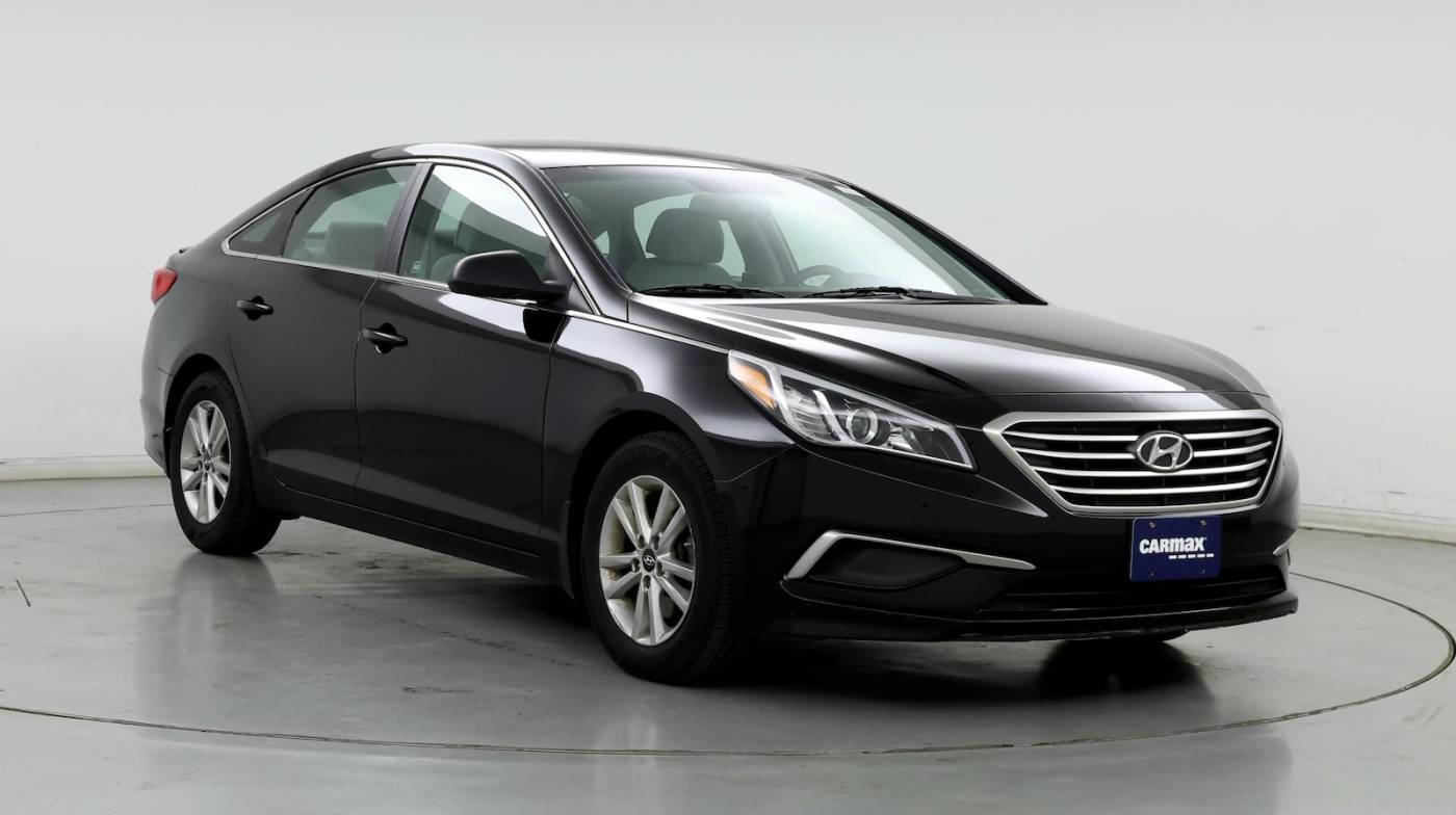 2017 Hyundai Sonata SE — Sedan — 66,815 mi — Lexington, KY