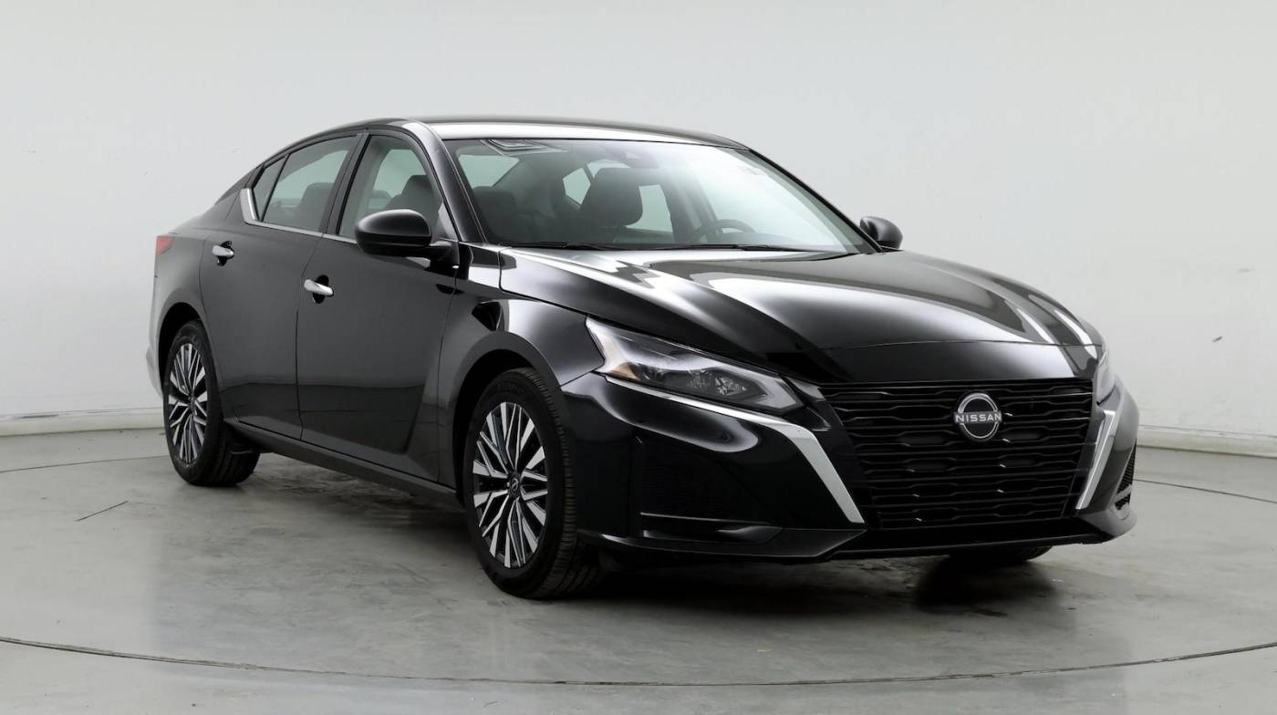 2024 Nissan Altima SV — Sedan — 24,685 mi — Lexington, KY