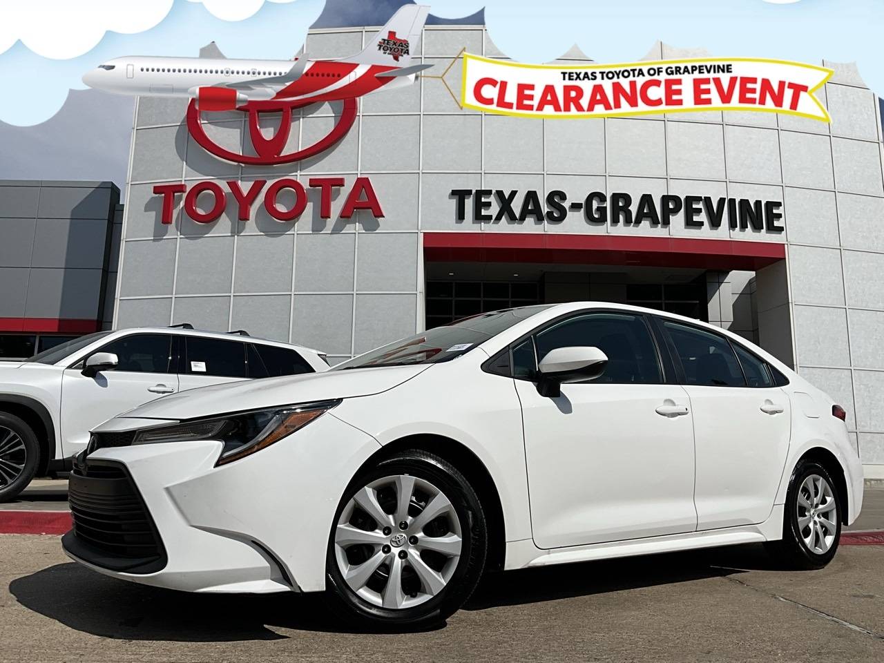 2024 Toyota Corolla LE — Sedan — 28,126 mi — Grapevine, TX