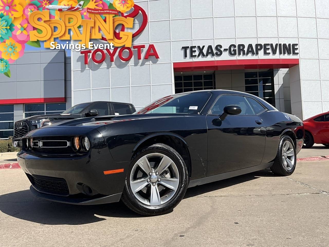 2022 Dodge Challenger SXT — Coupe — 50,297 mi — Grapevine, TX