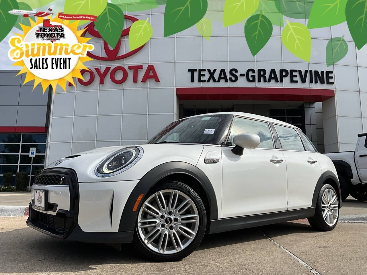 2024 MINI Hardtop Cooper S — Hatchback — 32,423 mi — Grapevine, TX