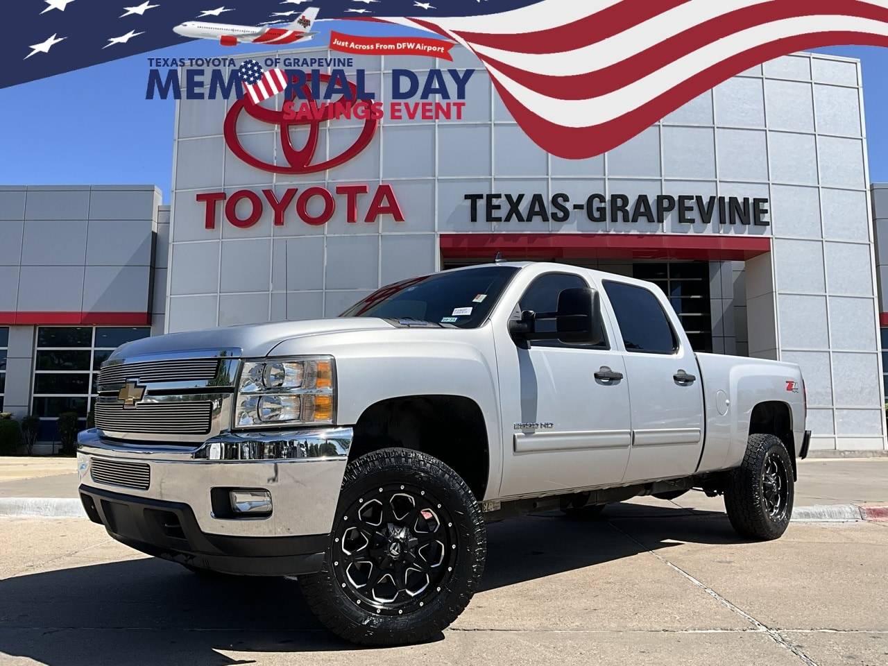 2013 Chevrolet Silverado 2500HD LT — Pickup Truck — 101,999 mi — Grapevine, TX