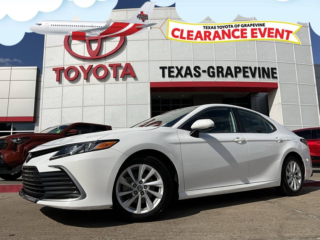 2024 Toyota Camry LE — Sedan — 33,711 mi — Grapevine, TX