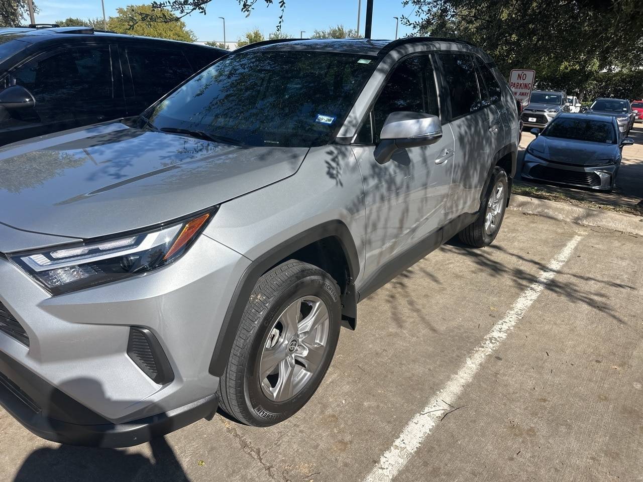 2024 Toyota RAV4 XLE — SUV — 7,642 mi — Grapevine, TX