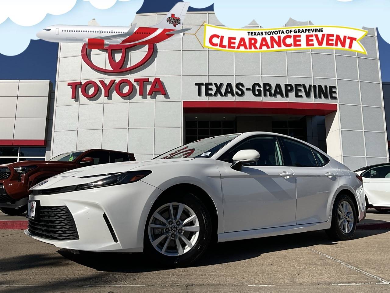 2025 Toyota Camry Hybrid LE — Sedan — 37,240 mi — Grapevine, TX
