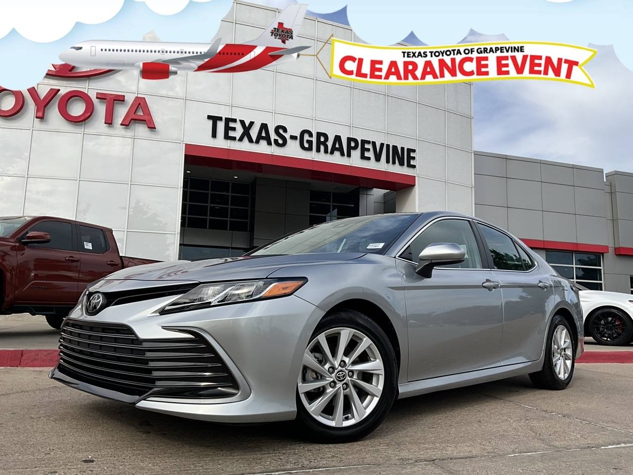2024 Toyota Camry LE — Sedan — 32,458 mi — Grapevine, TX