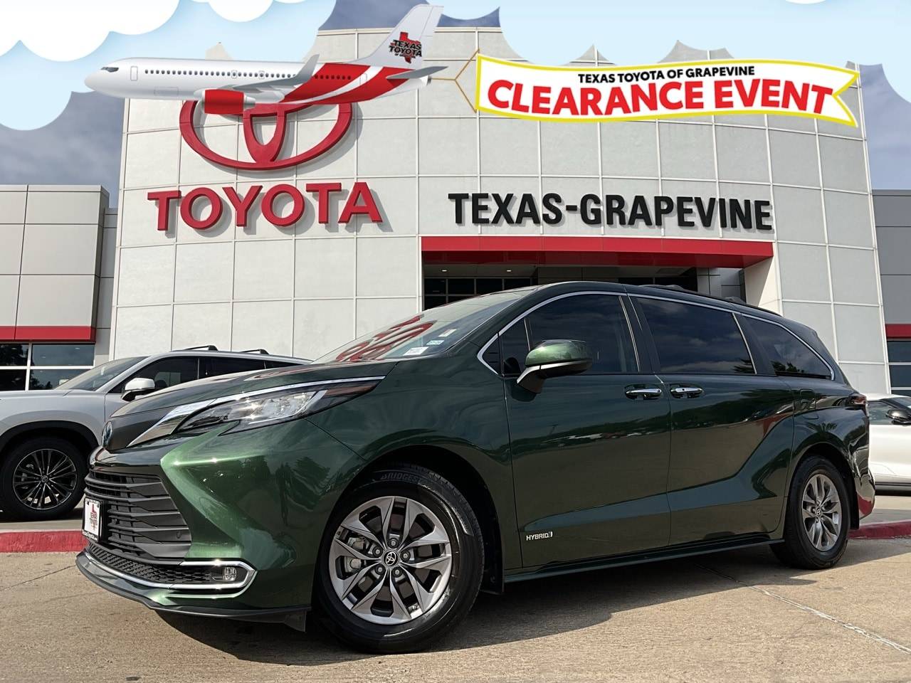 2021 Toyota Sienna XLE — Minivan — 87,500 mi — Grapevine, TX