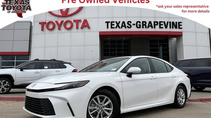 2025 Toyota Camry LE — Sedan — 10,774 mi — Grapevine, TX