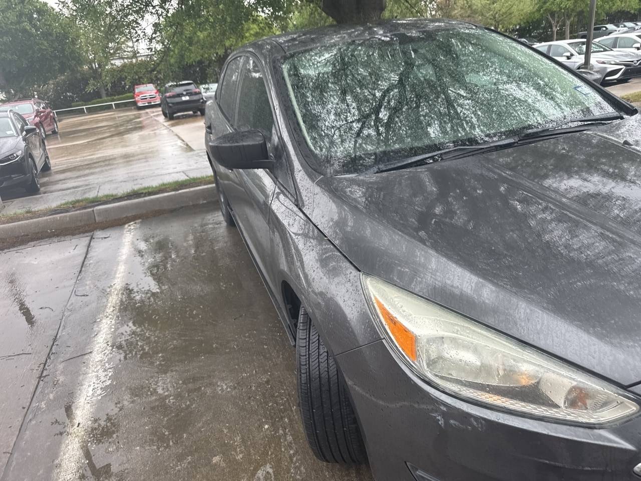 2015 Ford Focus S — Sedan — 132,864 mi — Grapevine, TX