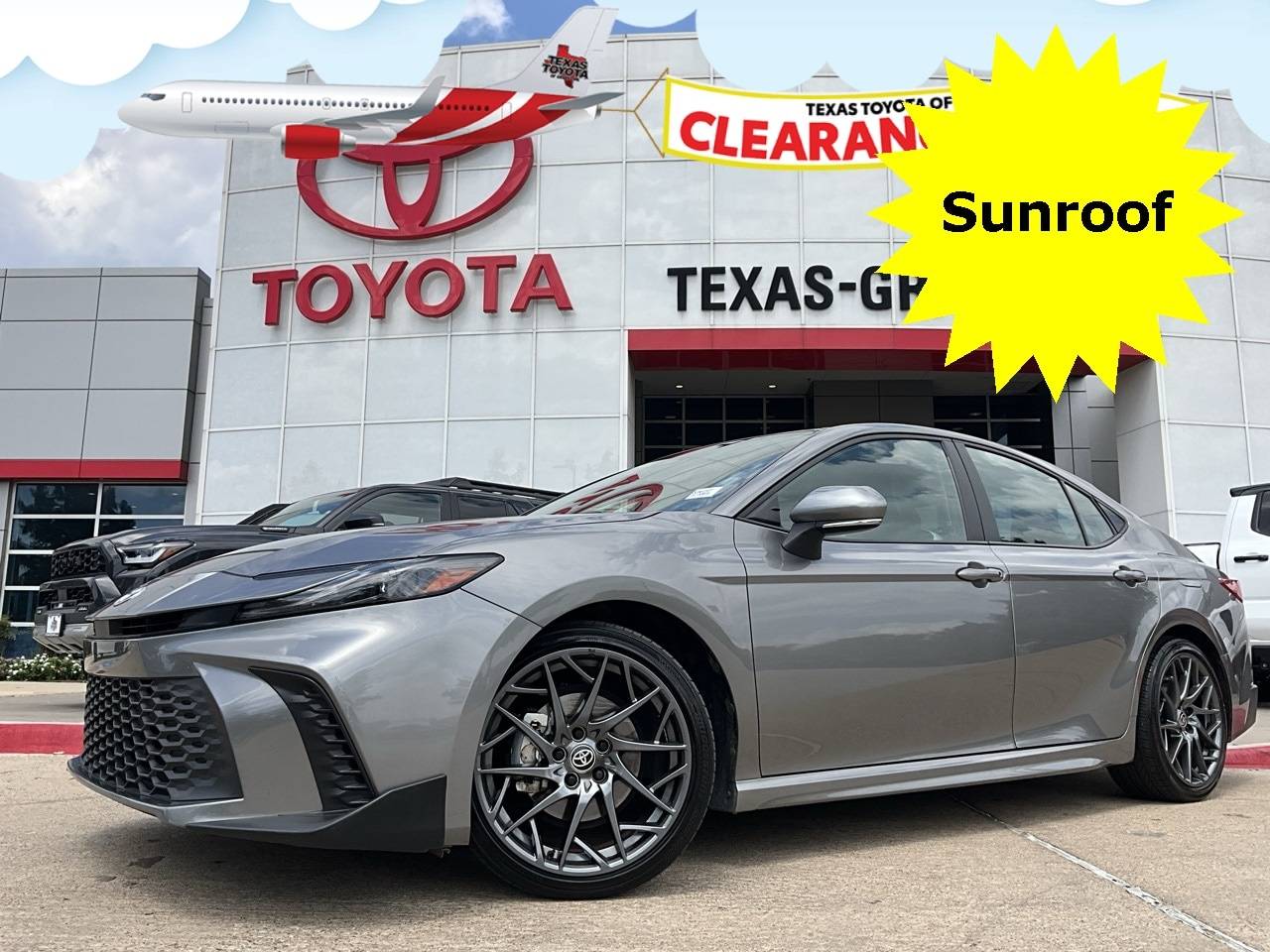 2025 Toyota Camry Hybrid SE — Sedan — 38,298 mi — Grapevine, TX