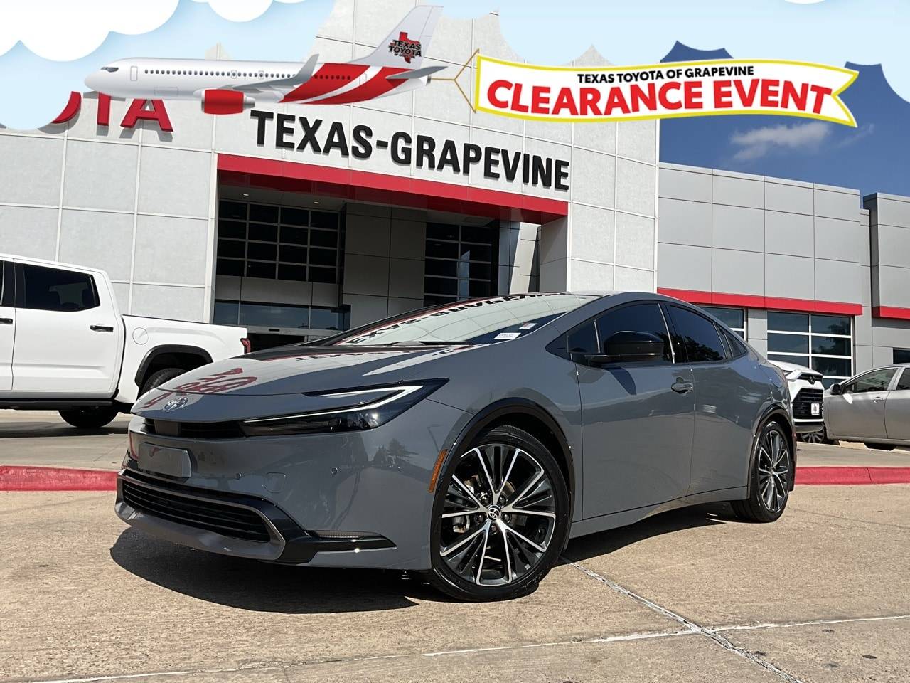 2024 Toyota Prius XLE — Hatchback — 4,992 mi — Grapevine, TX