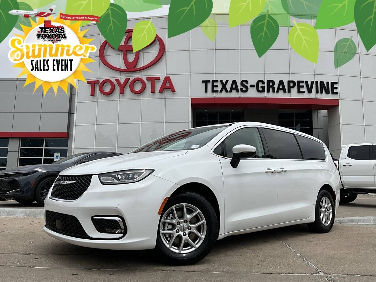 2023 Chrysler Pacifica Touring L — Minivan — 50,882 mi — Grapevine, TX