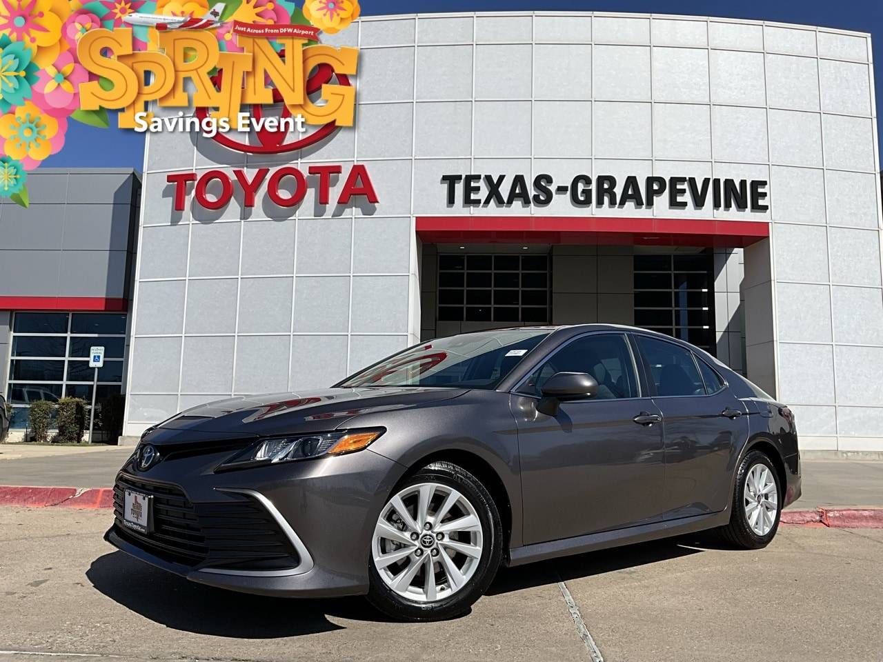 2024 Toyota Camry LE — Sedan — 21,570 mi — Grapevine, TX