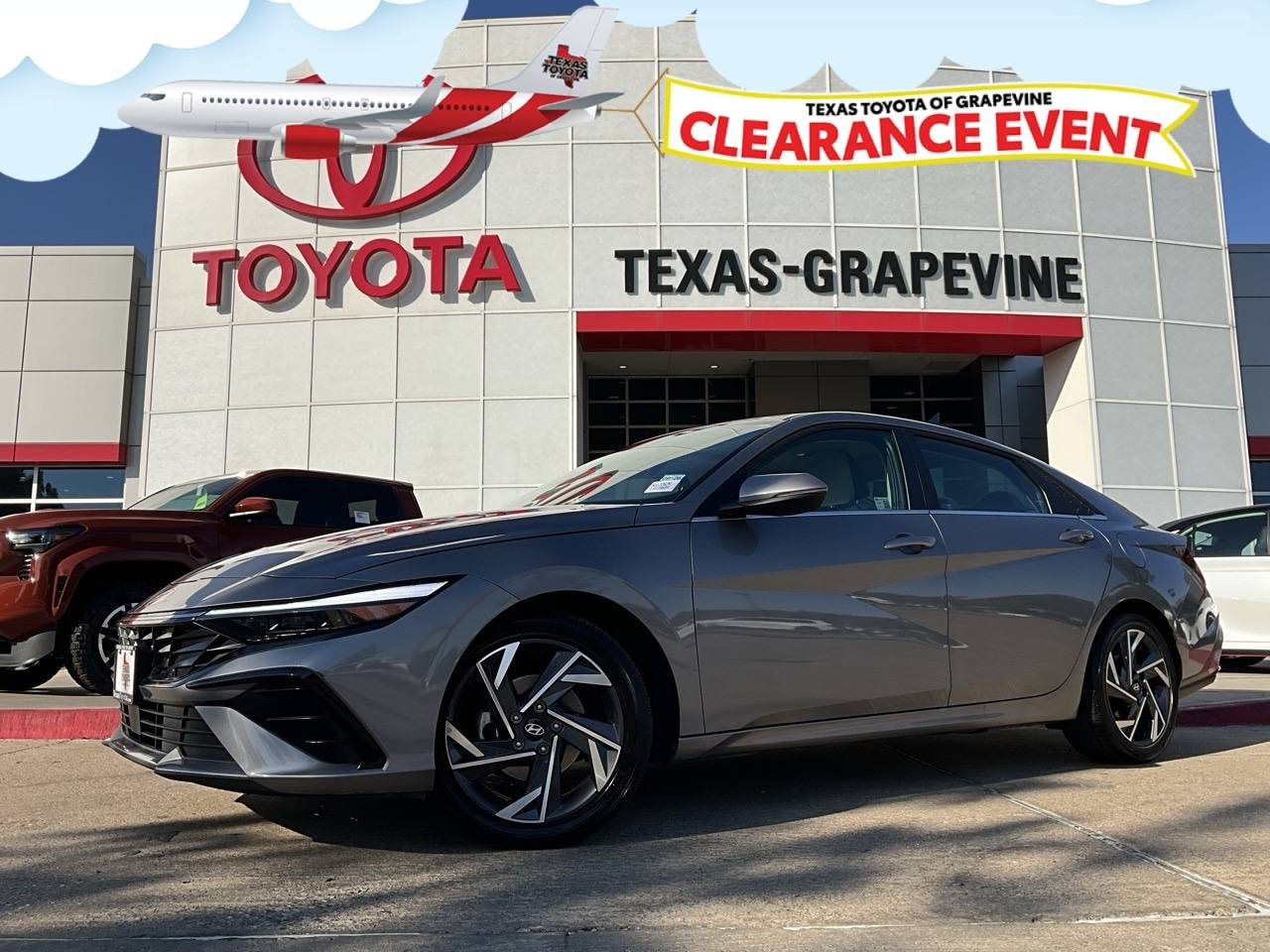 2025 Hyundai Elantra Hybrid Limited — Sedan — 29,968 mi — Grapevine, TX
