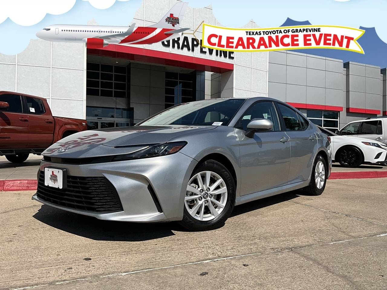 2025 Toyota Camry Hybrid LE — Sedan — 42,628 mi — Grapevine, TX