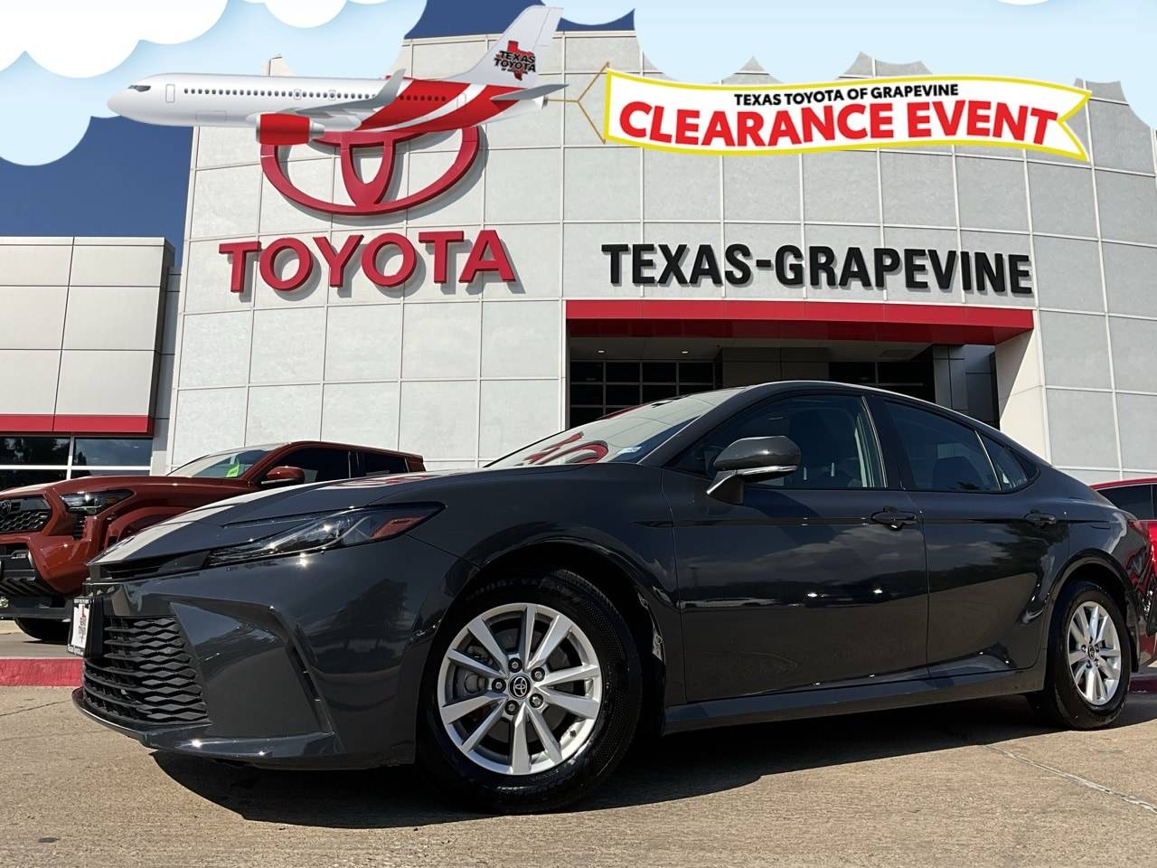 2025 Toyota Camry Hybrid LE — Sedan — 35,838 mi — Grapevine, TX