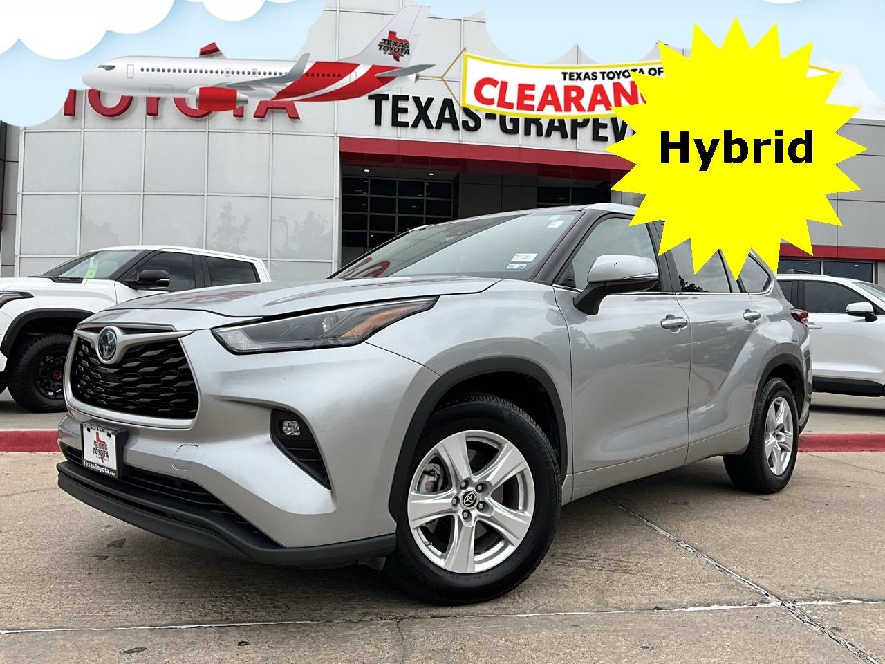 2023 Toyota Highlander LE — SUV — 50,871 mi — Grapevine, TX