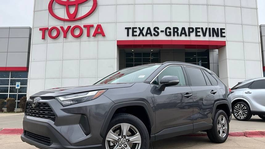 2024 Toyota RAV4 XLE — SUV — 20,496 mi — Grapevine, TX