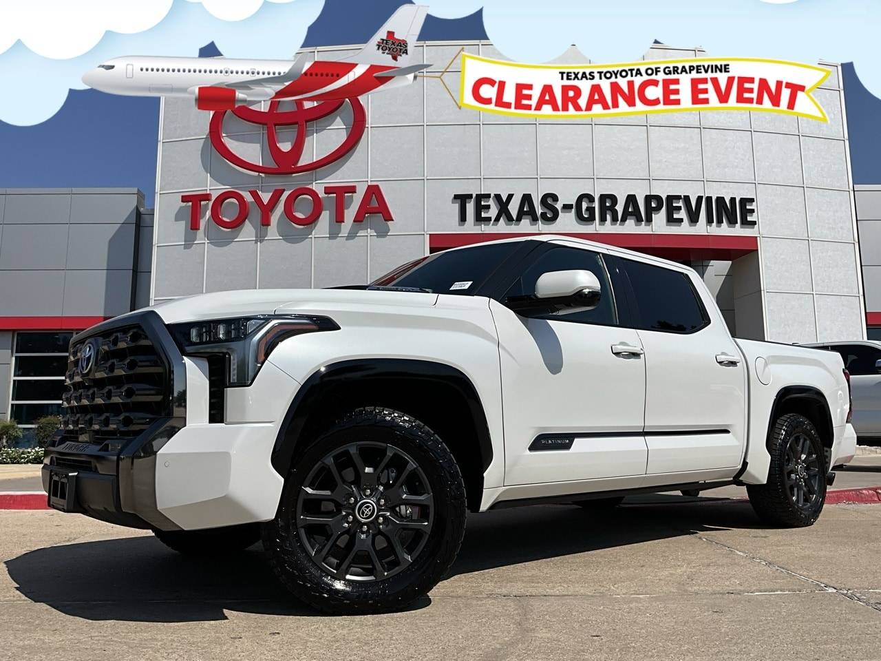2022 Toyota Tundra Hybrid Platinum — Pickup Truck — 24,120 mi — Grapevine, TX
