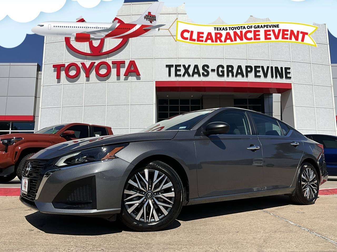 2025 Nissan Altima SV — Sedan — 15,988 mi — Grapevine, TX