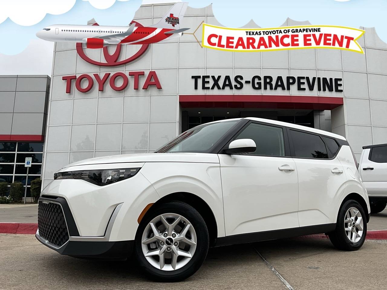 2023 Kia Soul LX — Hatchback — 42,094 mi — Grapevine, TX