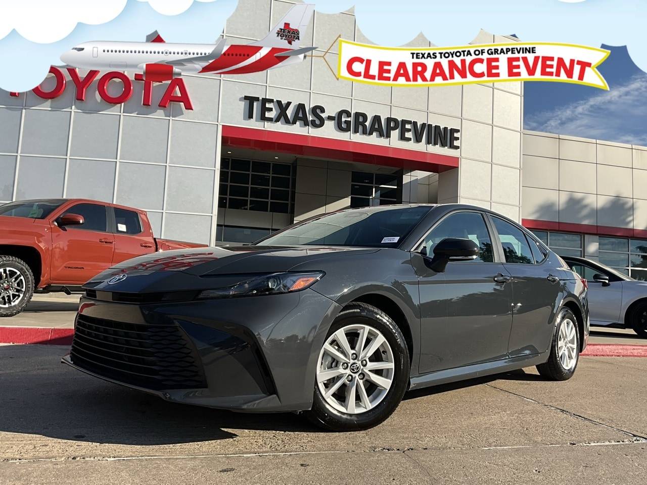 2025 Toyota Camry Hybrid LE — Sedan — 23,140 mi — Grapevine, TX