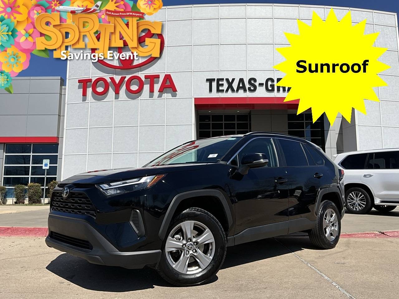 2024 Toyota RAV4 XLE — SUV — 26,589 mi — Grapevine, TX