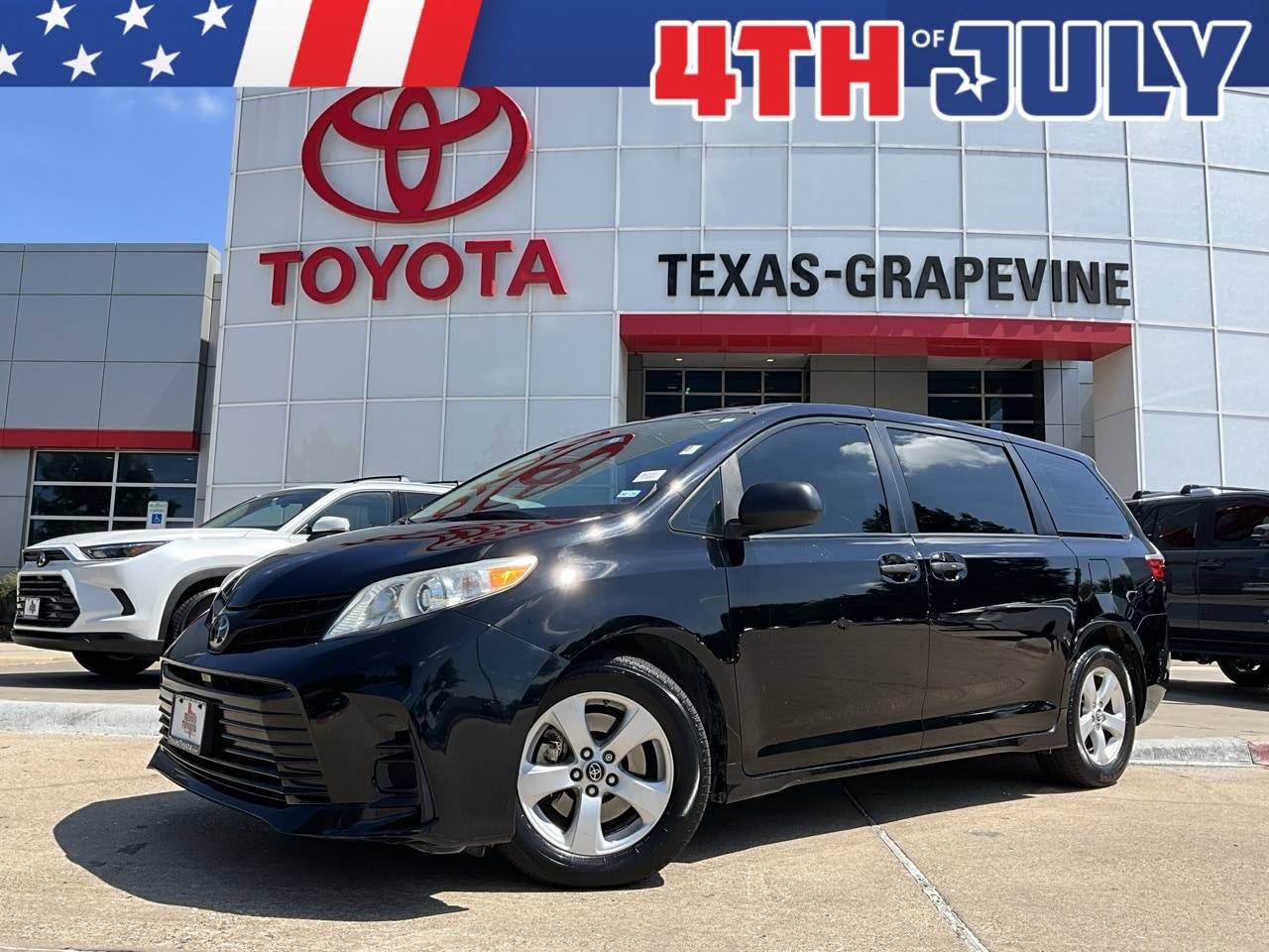 2018 Toyota Sienna L — Minivan — 61,685 mi — Grapevine, TX