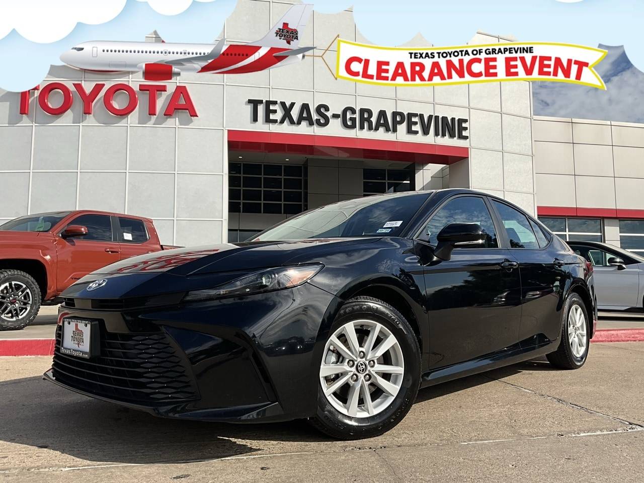 2025 Toyota Camry Hybrid LE — Sedan — 34,593 mi — Grapevine, TX