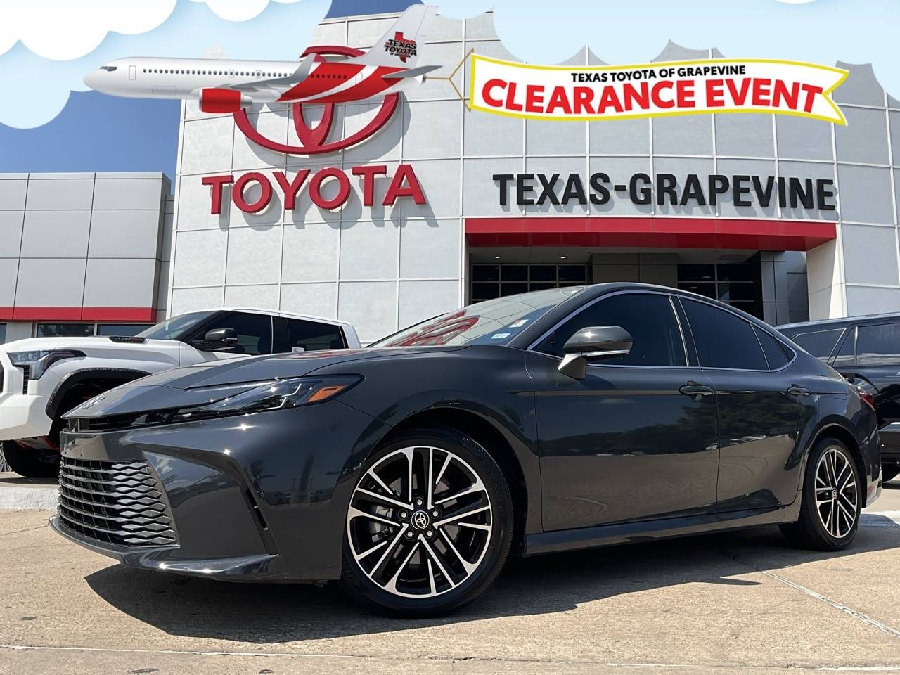 2025 Toyota Camry Hybrid XLE — Sedan — 2,598 mi — Grapevine, TX