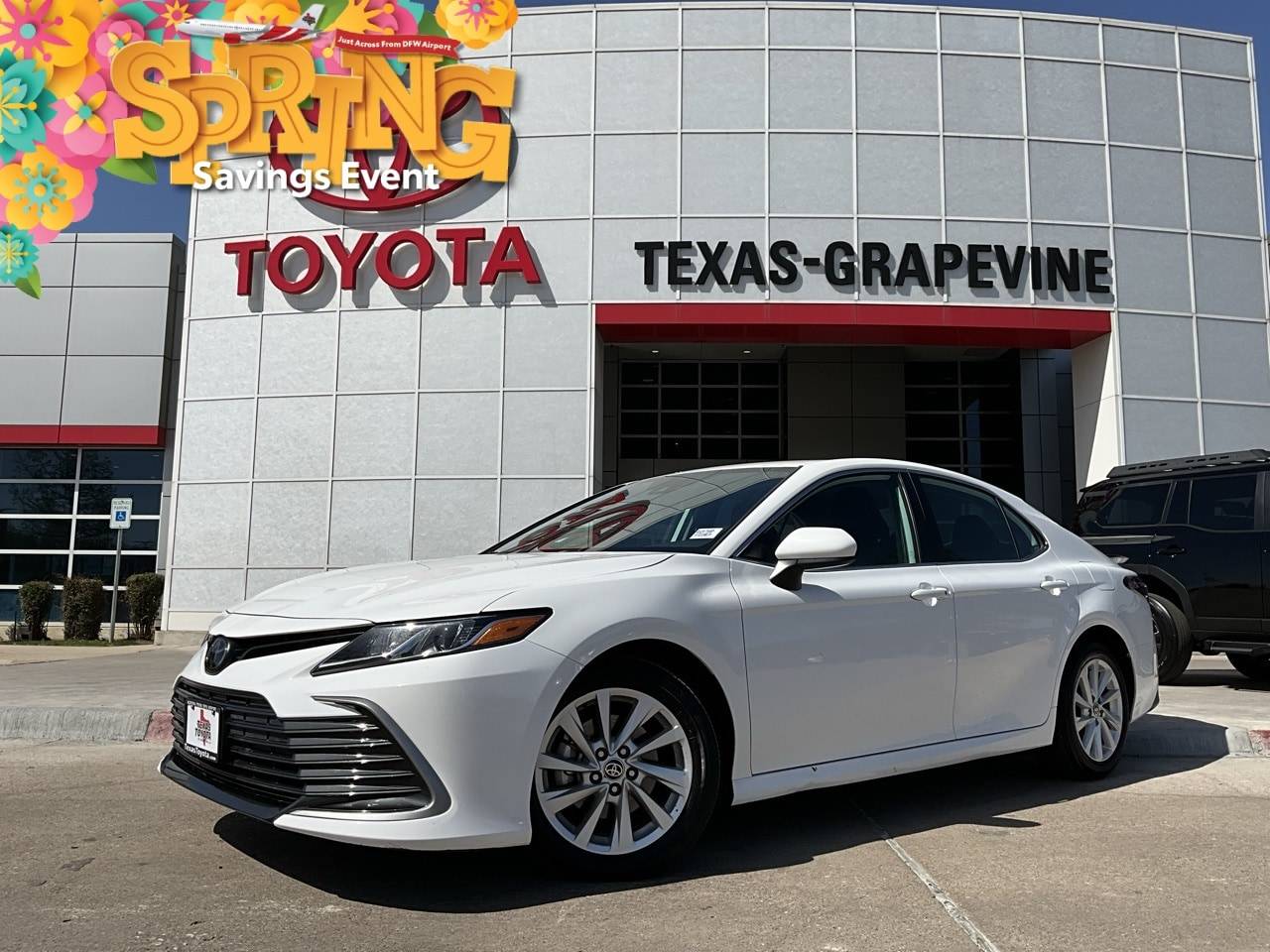 2024 Toyota Camry LE — Sedan — 32,572 mi — Grapevine, TX