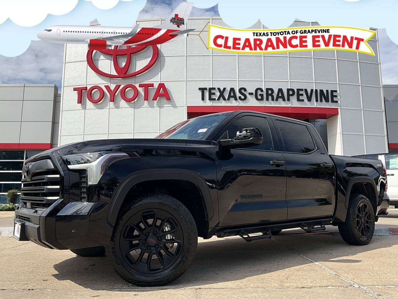 2023 Toyota Tundra SR5 — Pickup Truck — 31,695 mi — Grapevine, TX