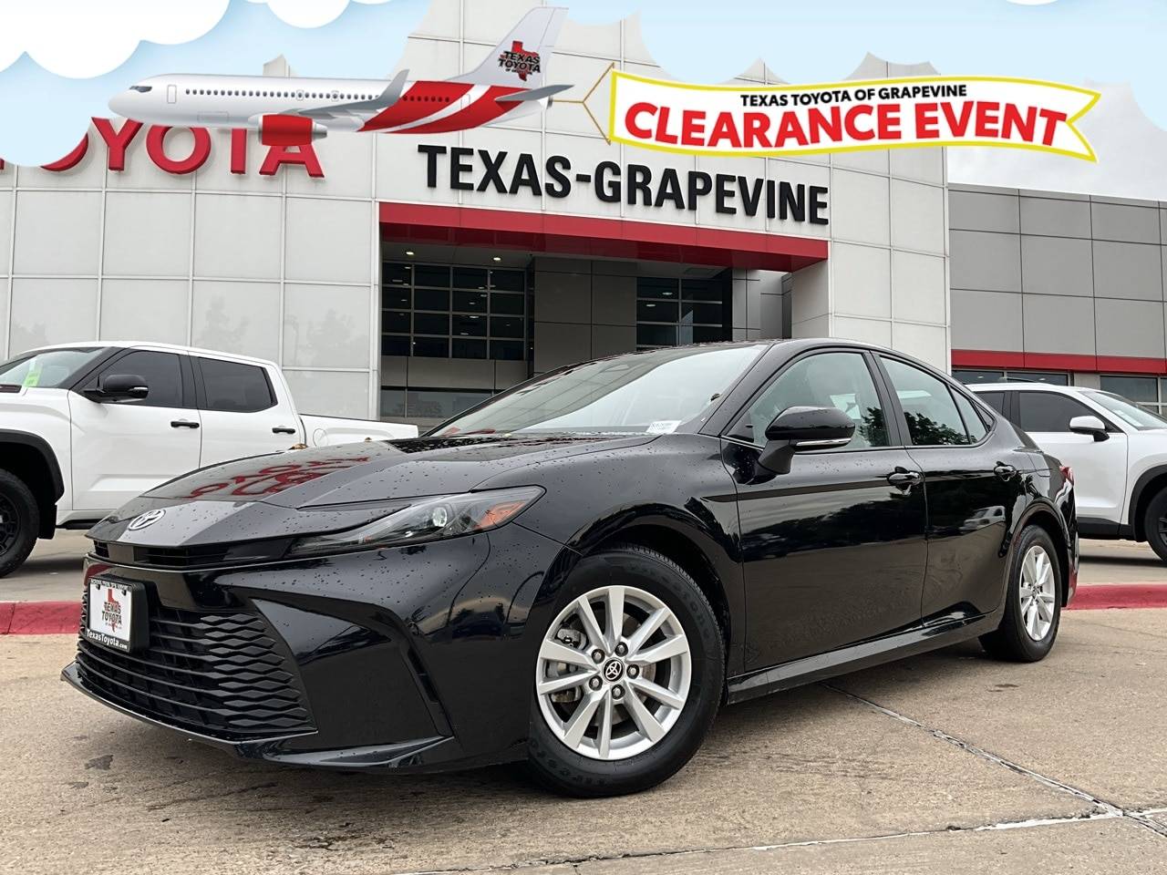 2025 Toyota Camry Hybrid LE — Sedan — 28,454 mi — Grapevine, TX