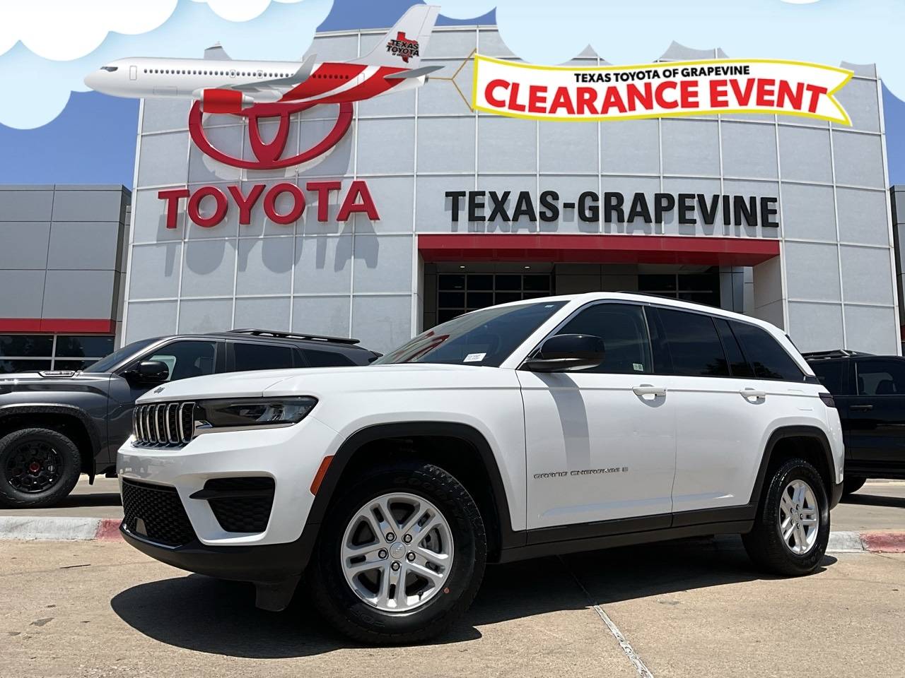 2023 Jeep Grand Cherokee Laredo — SUV — 44,470 mi — Grapevine, TX