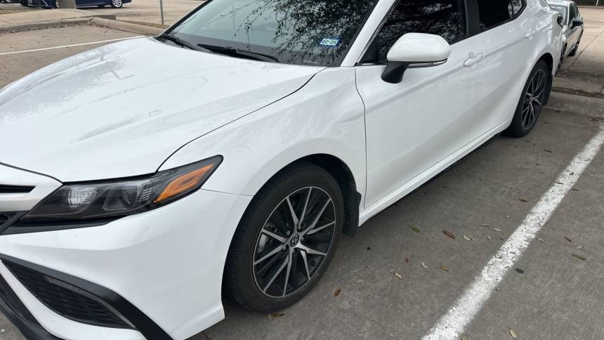 2023 Toyota Camry SE — Sedan — 28,912 mi — Grapevine, TX