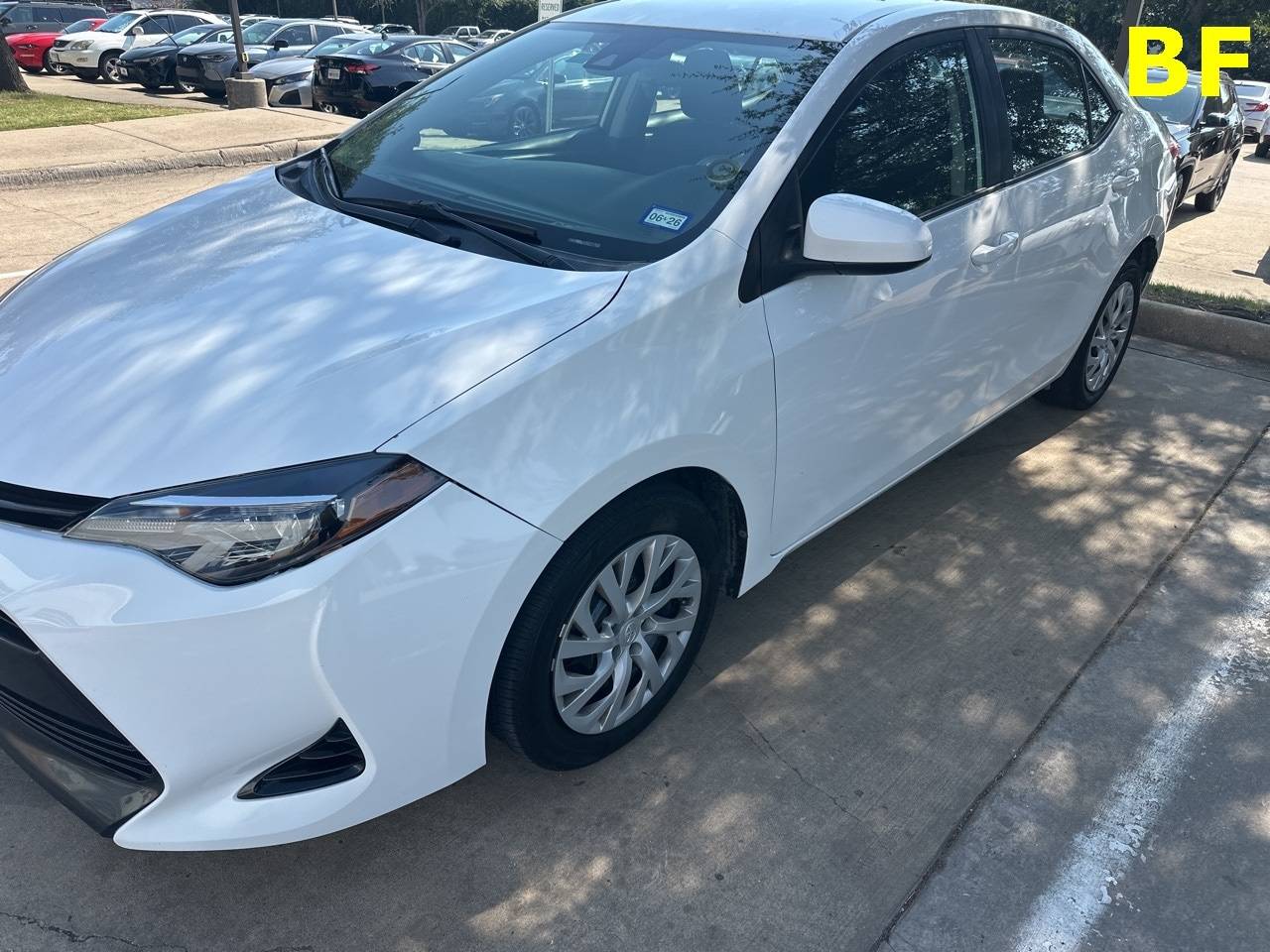 2017 Toyota Corolla LE — Sedan — 116,974 mi — Grapevine, TX
