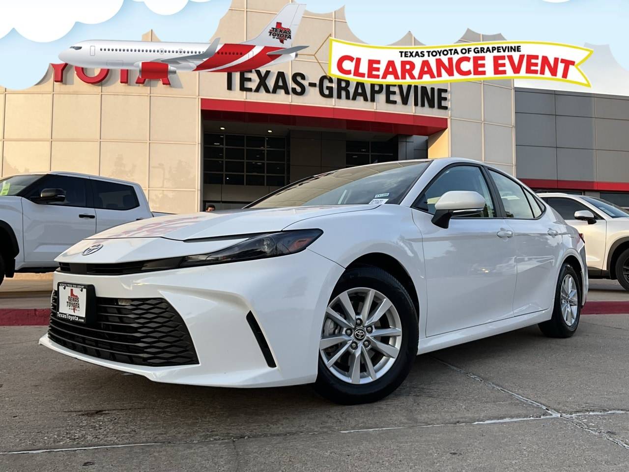 2025 Toyota Camry Hybrid LE — Sedan — 22,947 mi — Grapevine, TX