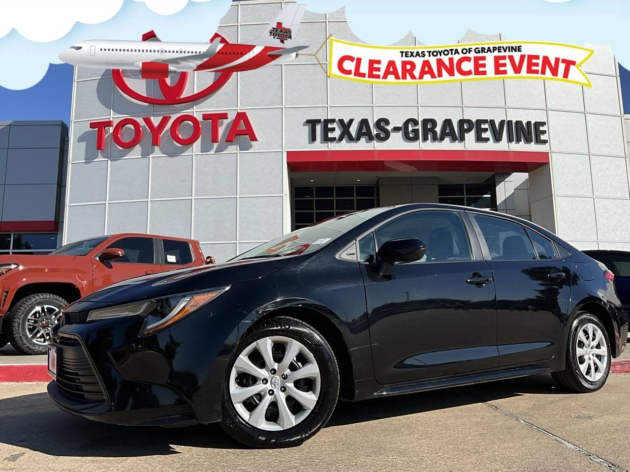 2024 Toyota Corolla LE — Sedan — 33,046 mi — Grapevine, TX
