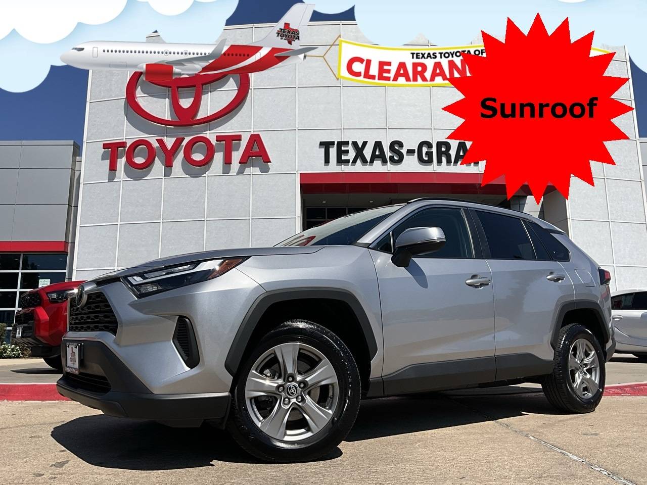 2024 Toyota RAV4 XLE — SUV — 16,829 mi — Grapevine, TX