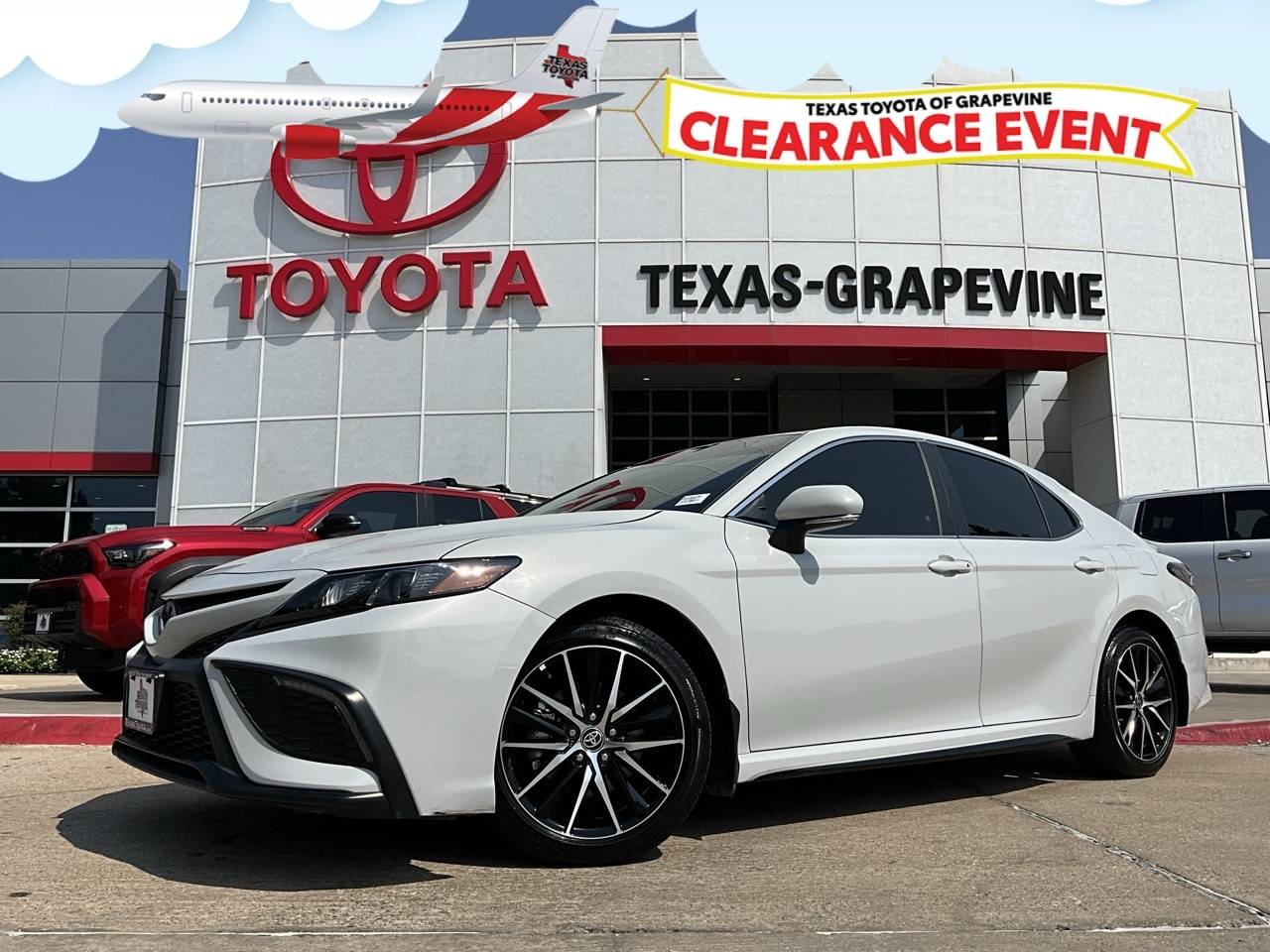 2023 Toyota Camry SE — Sedan — 25,905 mi — Grapevine, TX