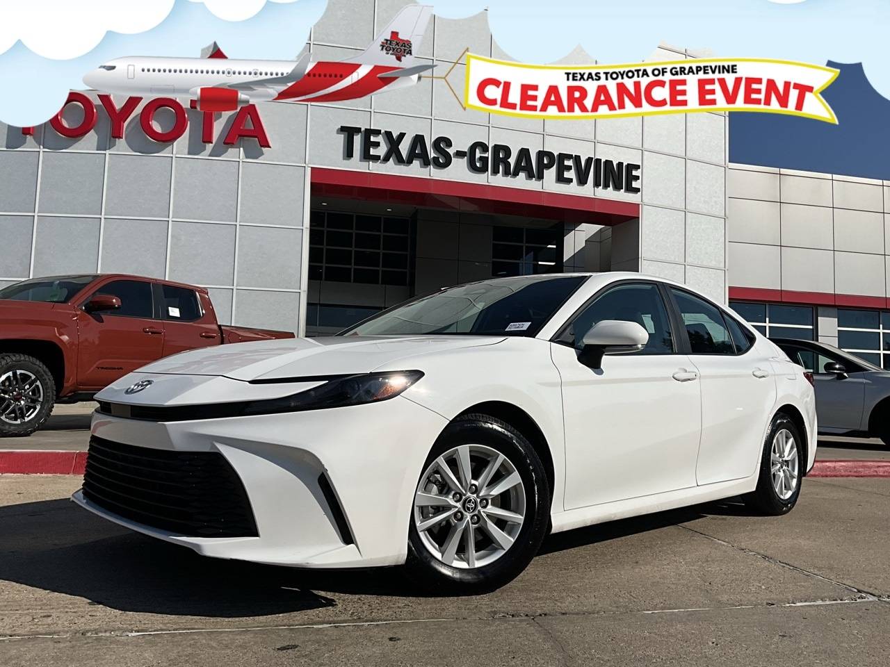 2025 Toyota Camry Hybrid LE — Sedan — 26,749 mi — Grapevine, TX