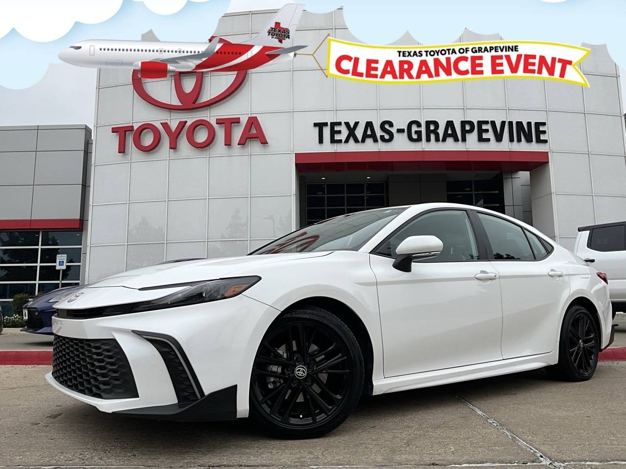 2025 Toyota Camry Hybrid SE — Sedan — 21,915 mi — Grapevine, TX