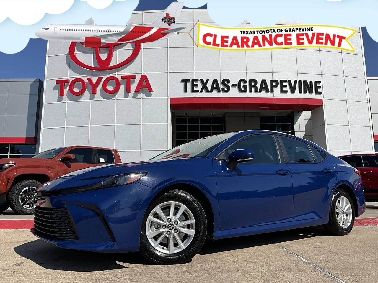 2025 Toyota Camry Hybrid LE — Sedan — 32,668 mi — Grapevine, TX