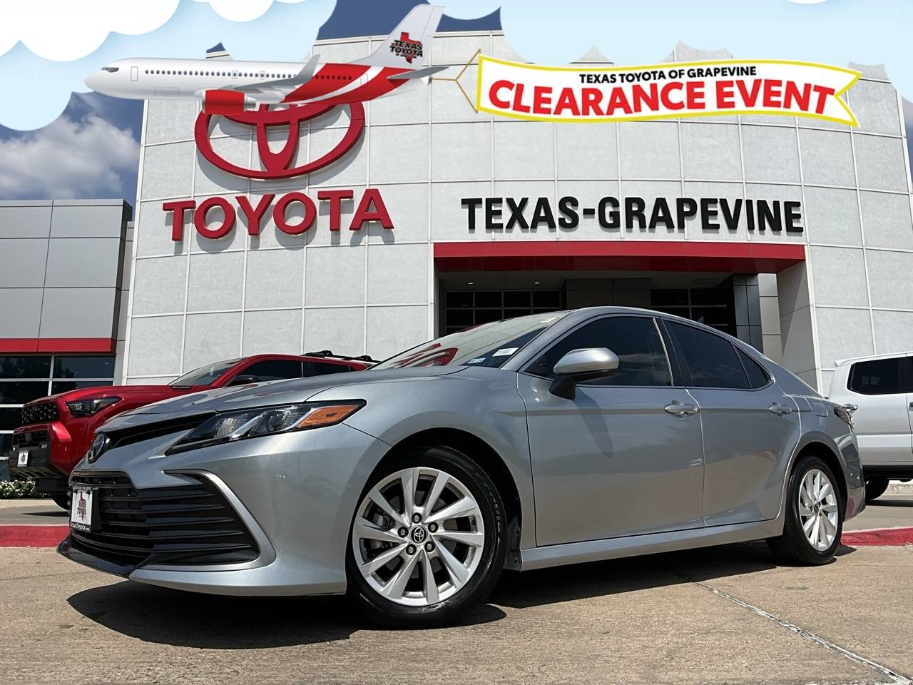 2023 Toyota Camry LE — Sedan — 29,285 mi — Grapevine, TX
